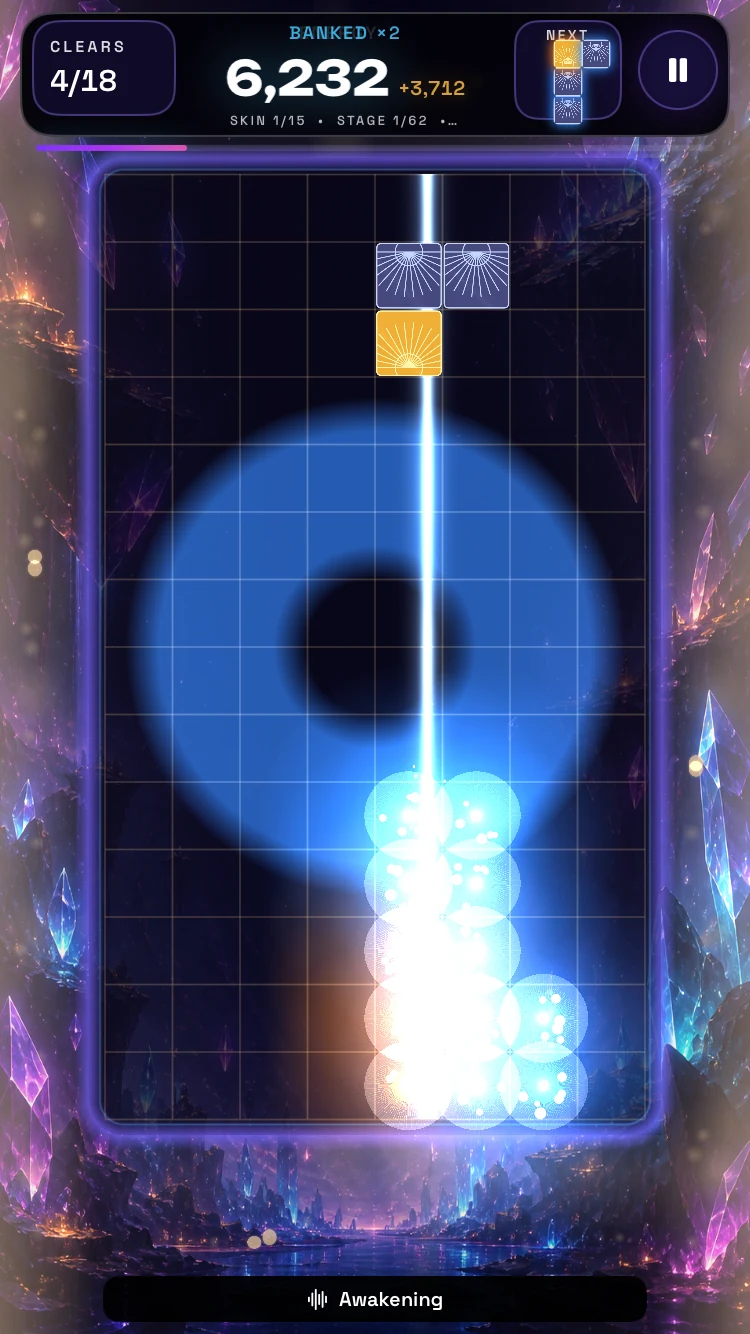 Actual Prism Shift gameplay: amber and lavender crystals with the glowing Pulse Line sweeping across a crystal world.